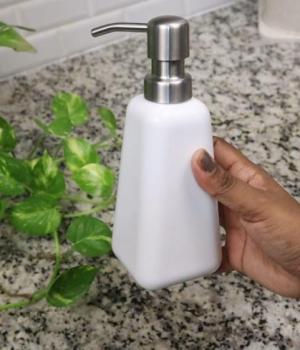 Ceramic saop dispenser